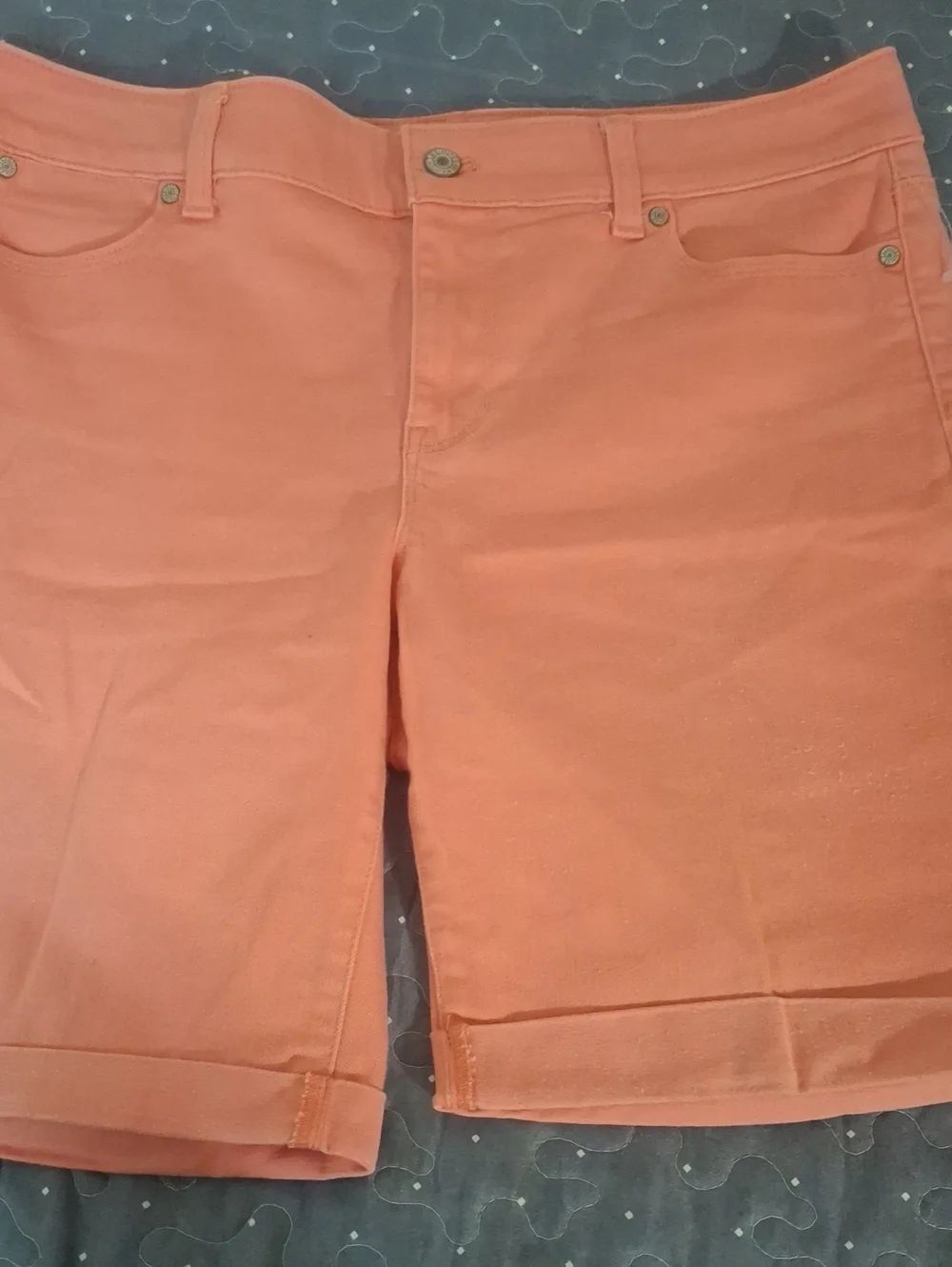 Talbots Boyfriend Roll-Hem Shorts size 10